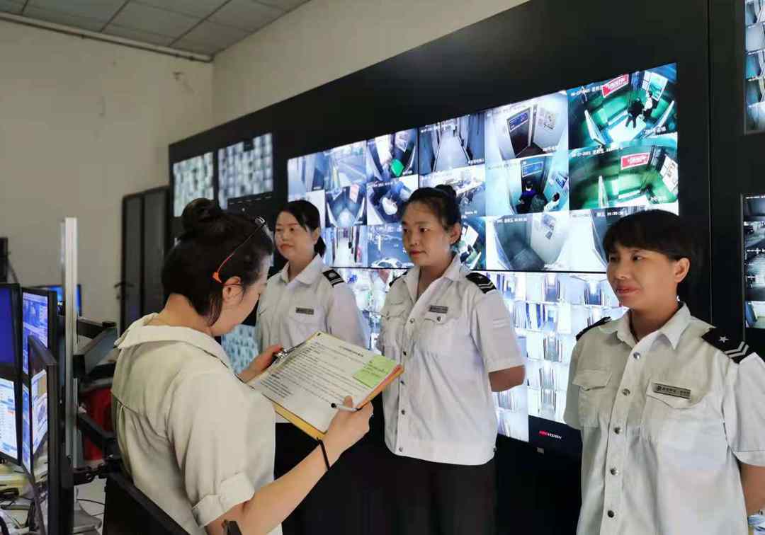 7.監(jiān)控崗位職責答問_副本.jpg 7.監(jiān)控崗位職責答問_副本.jpg